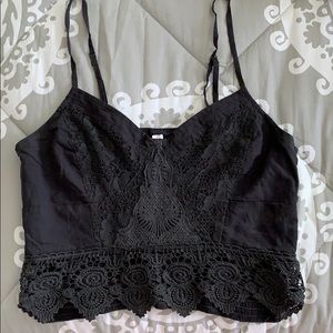 Black cropped tank top